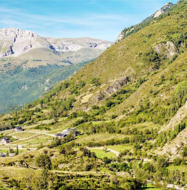 İspanya 'daki Pireneler Dağları