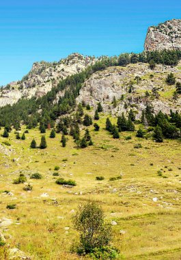 Pireneler 'deki Benasque vadisindeki dağlar