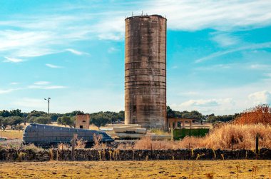 Caceres 'de terk edilmiş endüstri