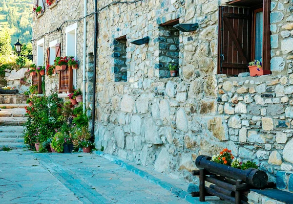 Pueblo Benasque Las Montañas Los Pirineos — Foto de Stock