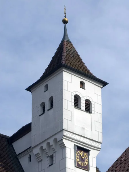 Καμπαναριό Της Εκκλησίας Στο Maehringen Ένα Χωριό Κοντά Στην Πόλη — Φωτογραφία Αρχείου