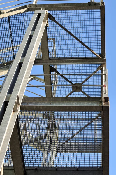 Metal yangın merdiveni — Stok fotoğraf