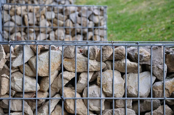 Steps of gabions in hilly public park — Stock Photo, Image