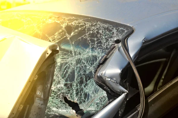 É reparação de vidro transparente ou acidente de automóvel . — Fotografia de Stock