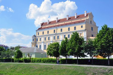 Pina sahilinde. Cizvit Collegium görünümü