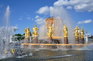 Tüm Rus sergi merkezi topraklarında halkların Çeşme Dostluk.