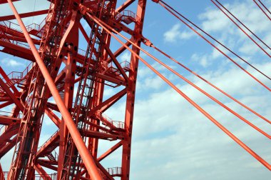 Moskova, Rusya'da köprünün yapıinşaatı