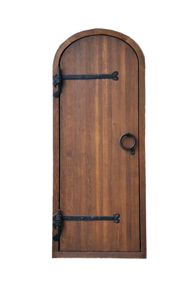 Stare rosyjskie ciężkie drewniane drzwi o brązowym kolorze. Izolowanie na białym tle — Zdjęcie stockowe