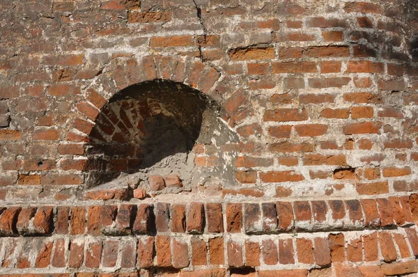 Boş Eski Tuğla Duvar Doku. Boyalı Sıkıntılı Duvar Yüzeyi. — Stok fotoğraf