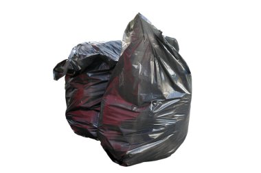 Beyaz arkaplanda tam çöp torbası.