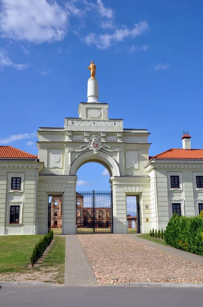 Puerta Entrada Palacio Gran Conjunto Familia Sapieha Palacio Ruzhany Ruzhany — Foto de Stock