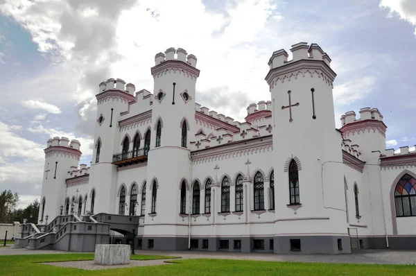 Perla Arquitectura Del Castillo Bielorrusia Kossovsky Palacio Puslowski —  Fotos de Stock