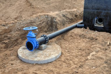 Kenar mahallelerdeki köye su ikmali. Yeni valfler