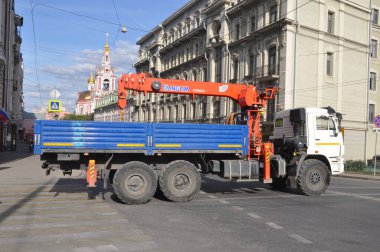Moskova, Rusya - 23 Ağustos 2020 - Moskova sokaklarında inşaat malzemeleri.
