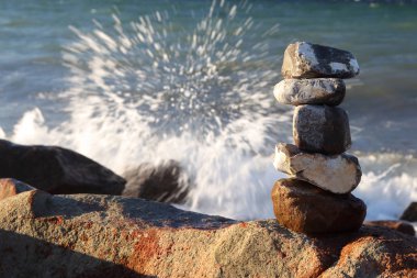 Steinturm an der Ostsee