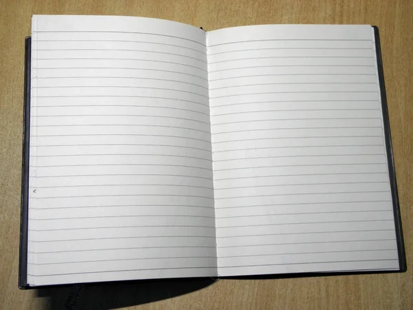 Esvaziar Caderno Aberto Branco Para Escrever Texto — Fotografia de Stock