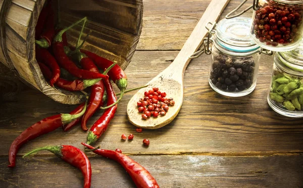 Spice Rode Hete Chilipepers — Stockfoto