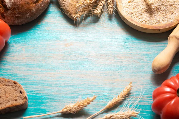 Rustik Gıda Arka Plan Taze Yapımı Ekmek Ile — Stok fotoğraf