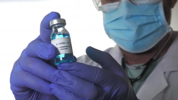 Coronavirus Vaccine Digunakan Untuk Pencegahan Imunisasi Dan Pengobatan Dari Coronavirus — Stok Video