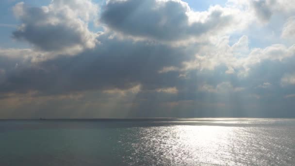 Majestoso Céu Sobre Águas Frias Mar Norte Navio Distância Vídeo — Vídeo de Stock