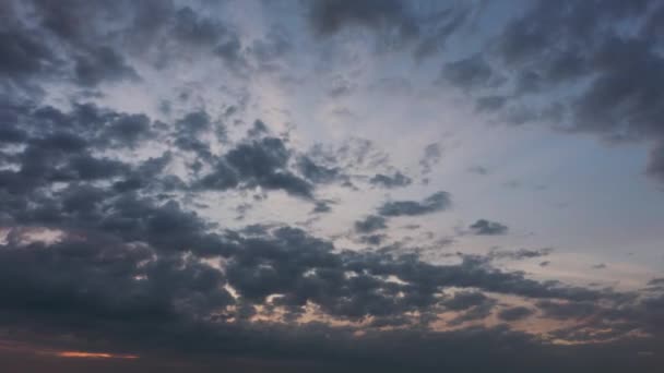 Time lapse of sunrise in pastel tones, no flicker, no birds. — Stock Video