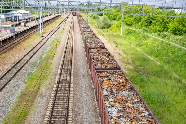 Transport Złomu Koleją Złom Metalowy Wagonach Kolejowych — Zdjęcie stockowe