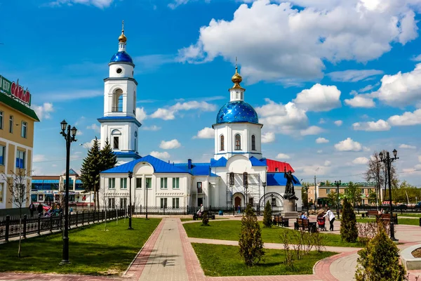 Maloyaroslavets Russia May 2016 Lenin Square Maloyaroslavets Kazan Cathedral War — Stock Photo, Image