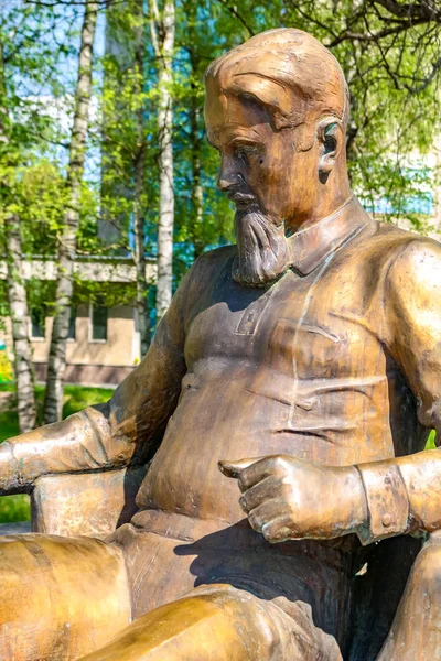 과학자 오브닌스크 도시에서에서 Kurchatov Obninsk 러시아 2016 기념비 — 스톡 사진