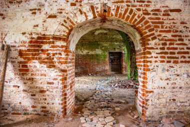 Harabeler, terk edilmiş Kilisesi, St John Evangelist, Fedorovsky 18. yüzyılda. Zhukovsky District, Kaluzhskaya Region, Rusya Federasyonu