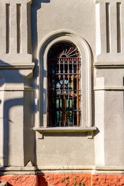 Окно Церкви Святителя Николая Чудотворца Xix Века Селе Оболенское Калужский — стоковое фото