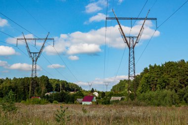 Güç hattı yüksek gerilim