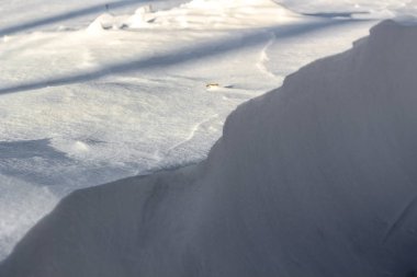 Kışın kar yağışı ve kar fırtınaları sonra kar