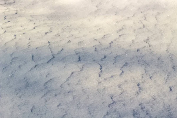 Λευκό Φόντο Κυματισμούς Χιονιού Στο Χιόνι Χειμώνα — Φωτογραφία Αρχείου