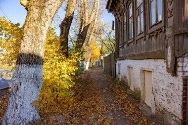 Borovsk, Rusya - Ekim 2018: Sokakları Borovsk şehir içinde geleneksel mimarisi ile
