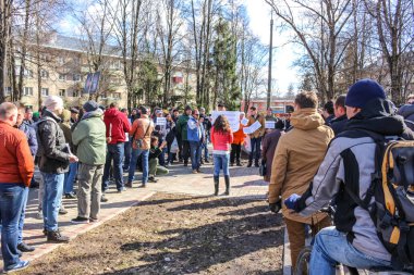 OBNINSK, Rusya - 26 Şubat 2017: Kazık qarşı mübarizənin OBNINSK, Kaluzhskiy bölge. Naumovo Meydanı - Obninsk hyde Park'ta