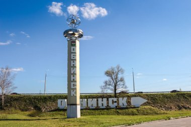 OBNINSK, Rusya - Mayıs 2017: OBNINSK, Kaluzhskaya bölge giriş işaretçisine