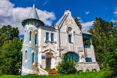 Vorobyovo, Rusya - Ağustos 2015: Rus cerrah S.P. Fyodorov, manor Vorobyovo 1898 1904 evi. Mimarlar - Lev Kekushev ve G. elde. Kaluzhskaya oblast bölgesi, Rusya Federasyonu