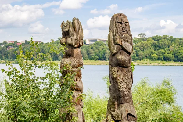 Kaluga, Rusya - Ağustos 2017: Doğa anıtı 