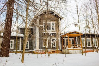 OBNINSK, Rusya - Şubat 2018: The Bugry Manor geç 19. yüzyıl. Troyanovsky ve sanatçı Petr Konchalovskiy (Konchalovsky kulübemde Emlak)