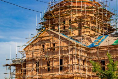 Komlevo, Rusya - Temmuz 2017: İnşaat John İsa'nın doğuşu Komlevo Köyü (Rozhdestva Ioanna Predtechi) Baptist Kilisesi