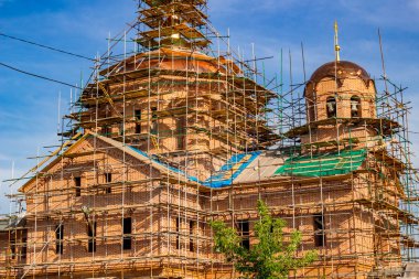 Komlevo, Rusya - Temmuz 2017: İnşaat John İsa'nın doğuşu Komlevo Köyü (Rozhdestva Ioanna Predtechi) Baptist Kilisesi