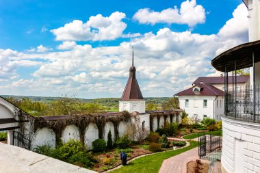 Maloyaroslavets, Rusya - Mayıs 2016: Svyato-Nikolskiy Chernoostrovskiy manastır manastırda Maloyaroslavets