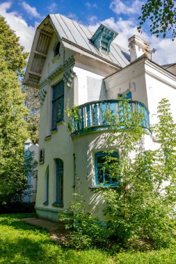 Vorobyovo, Rusya - Ağustos 2015: House Rus cerrah S.P. Fyodorov, manor Vorobyovo 1898 1904, Kaluzhskiy region, Rusya Federasyonu