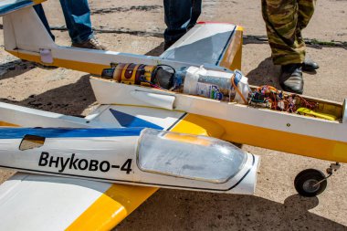 Ermolino, Rusya - 15 Ağustos 2015: Ermolino hava üssü açık gün. Hava gösterisi modelleme