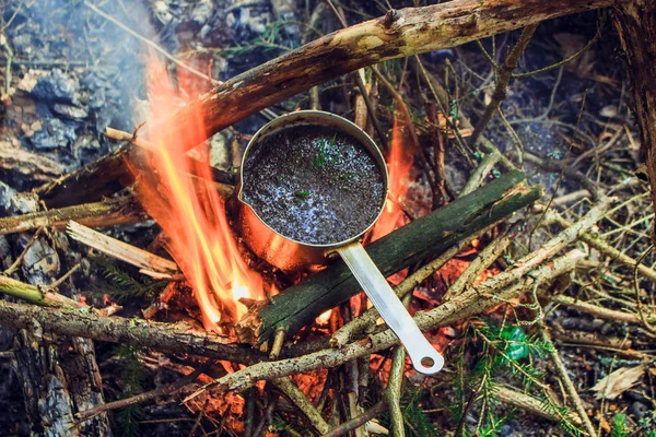 Making Tea Stake Hike — Stock Photo, Image