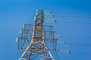 Güç hattı yüksek gerilim