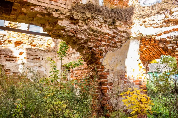 Стены Старого Заброшенного Поместья Xviii Века Вид Изнутри Поместье Белкино — стоковое фото