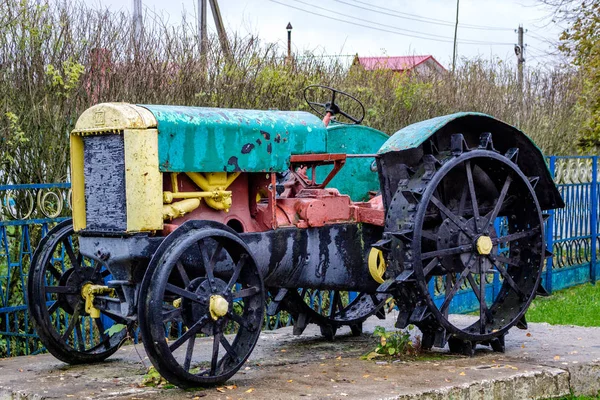 Vorobyevo Rusia Octubre 2017 Monumento Primer Tractor Pueblo Vorobyevo — Foto de Stock