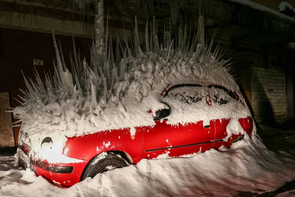 Obninsk Rusland Januari 2016 Auto Onder Sneeuw Vastzit Met Grote — Stockfoto