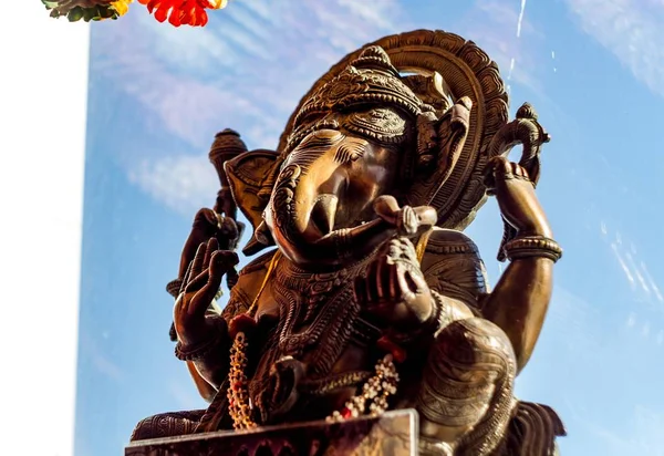 Этномир Россия Март 2019 Скульптура Индуистского Бога Ганеши Известного Ганапати — стоковое фото